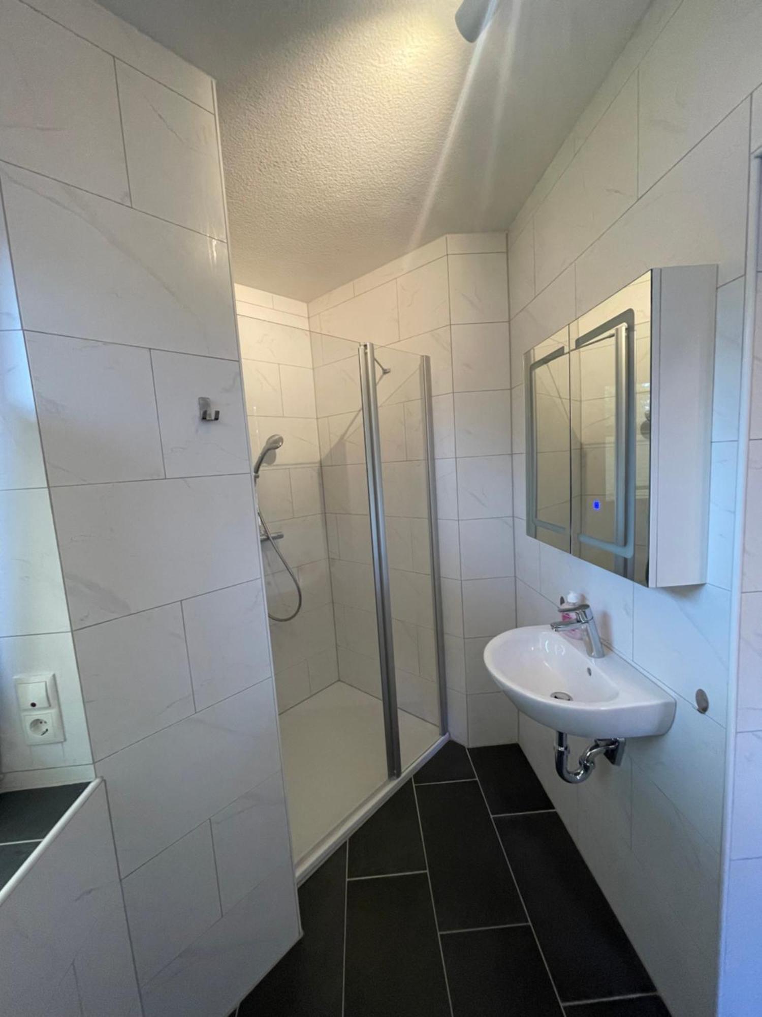 Hesel Moderne Einliegerwohnung 2024 מראה חיצוני תמונה