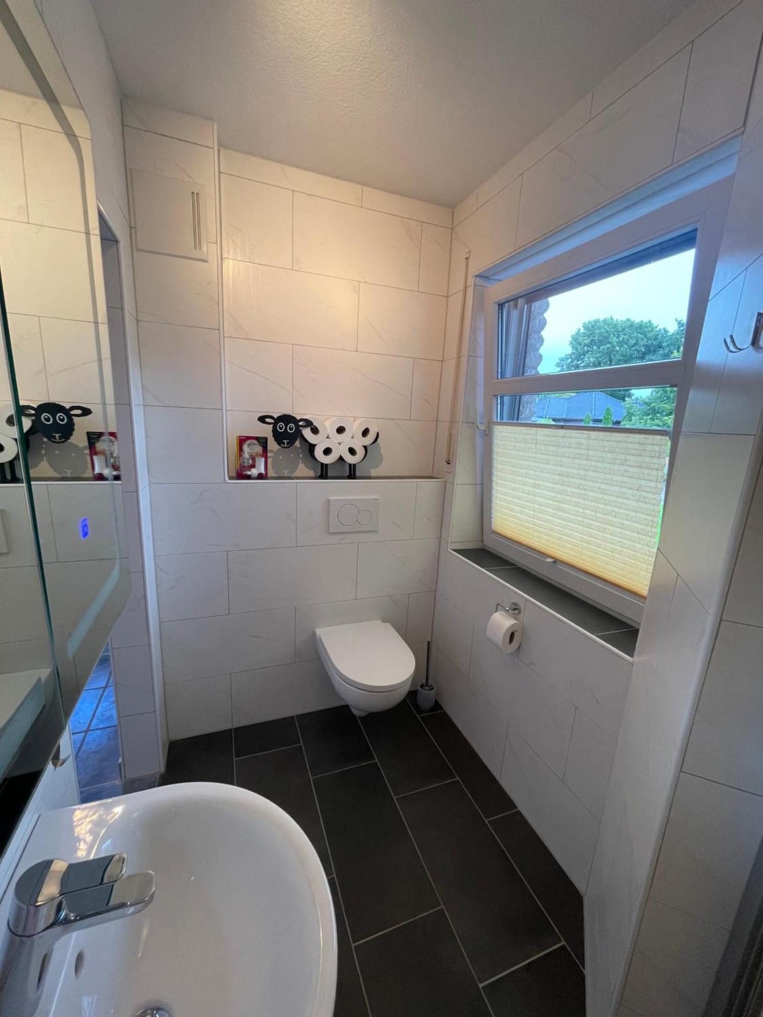 Hesel Moderne Einliegerwohnung 2024 מראה חיצוני תמונה